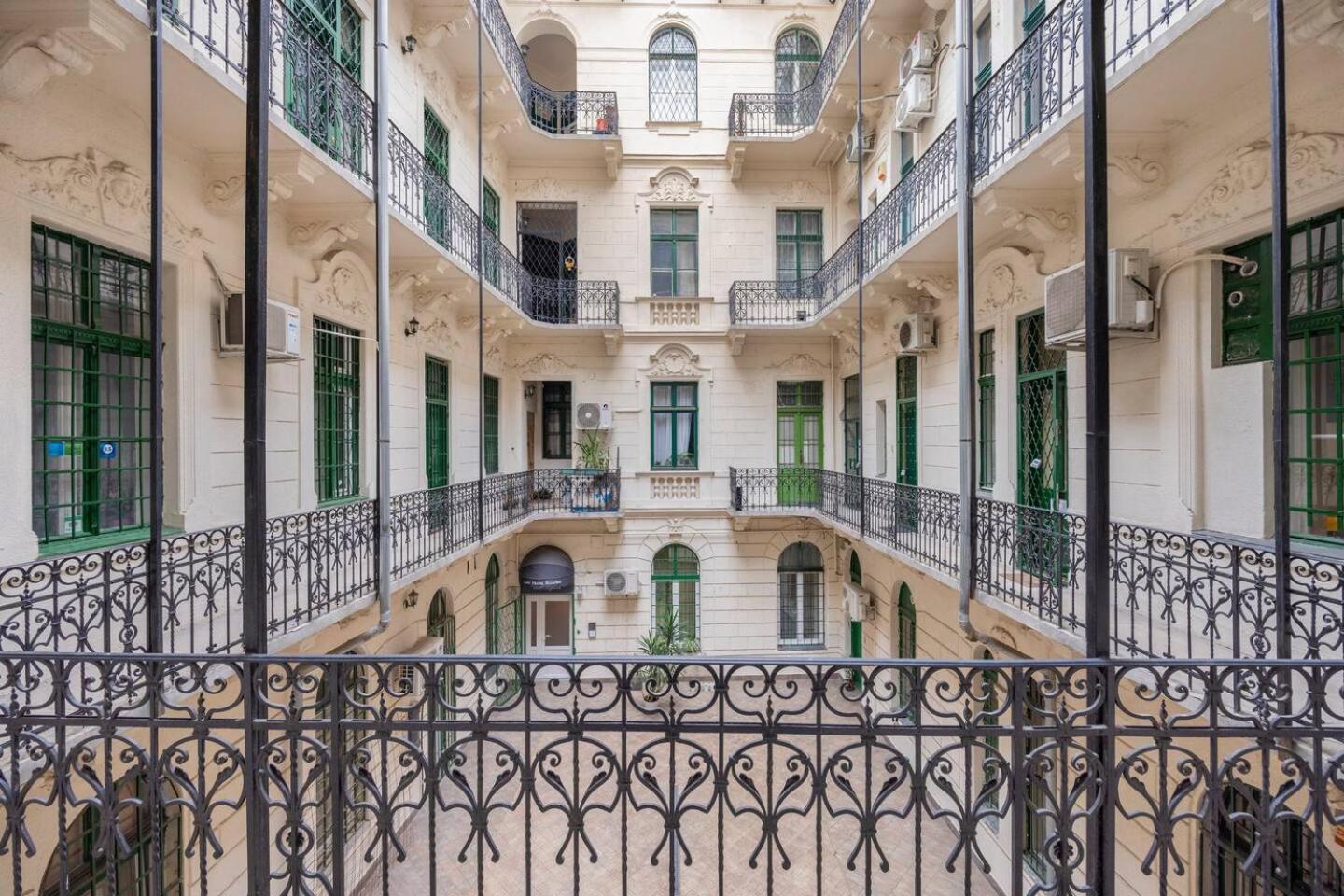 Marianna Apartment Budapeste Exterior foto